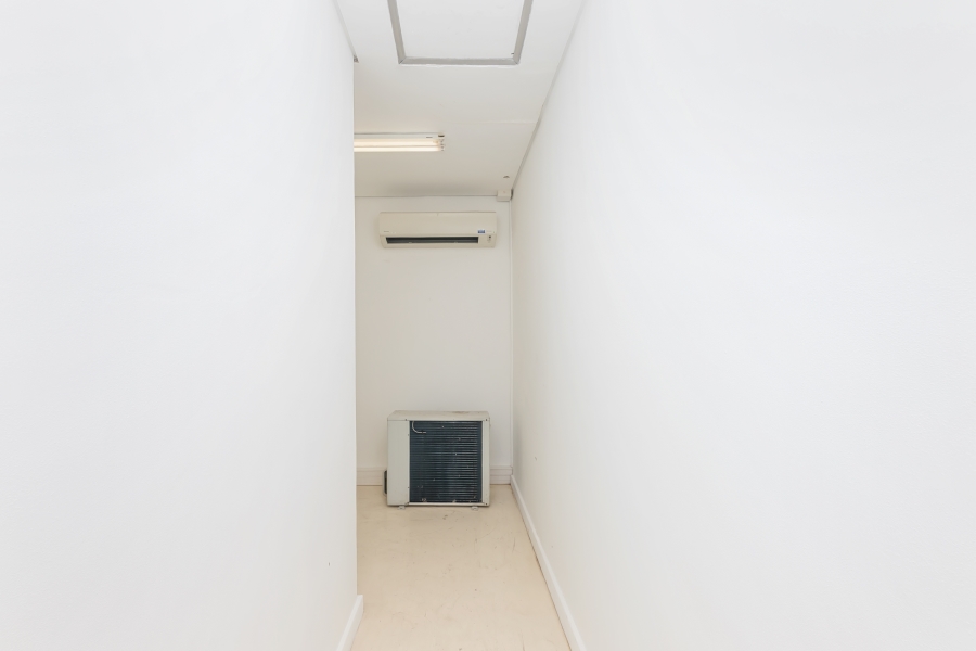 To Let commercial Property for Rent in De Waterkant Western Cape